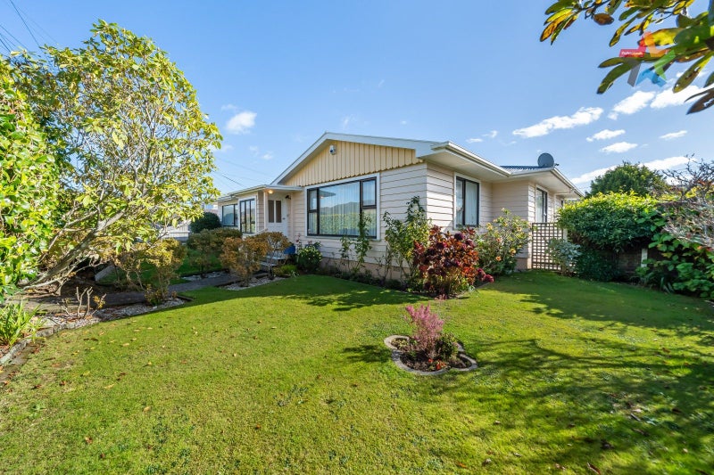 1017 High Street, Avalon, Lower Hutt - Carousel 1