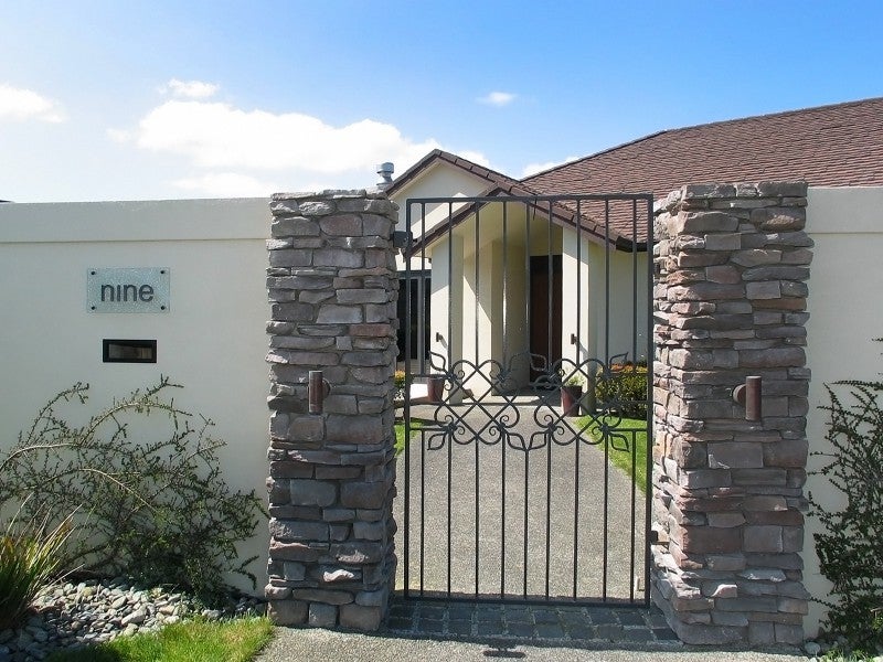 9 Pukemere Way, Pukerua Bay, Porirua - Carousel 2