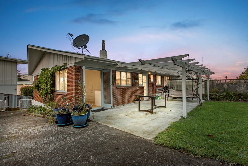 0 , Panmure - Carousel 2