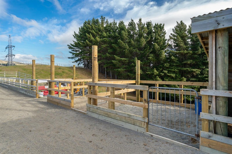 37 Flightys Road, Porirua - Carousel 30