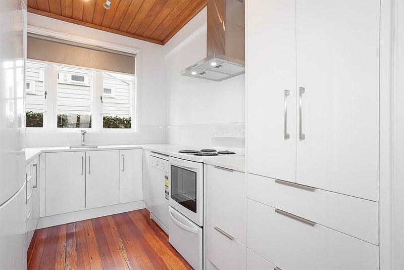 5/4 Sarawia Street, Newmarket, Auckland - Carousel 2