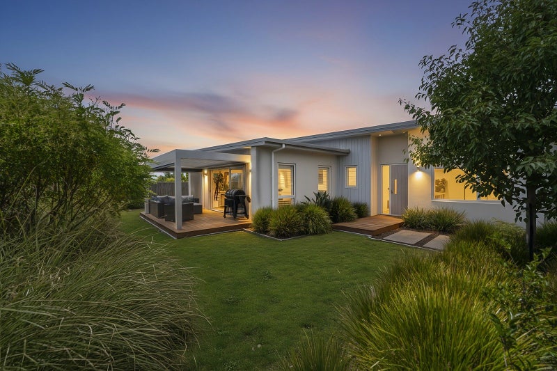 86 Berryfield Drive, Appleby, Richmond - Carousel 1
