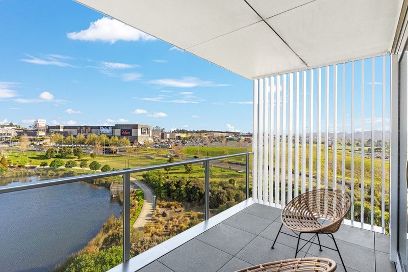 505/5 Rose Garden Lane, Albany, Auckland - Carousel 1