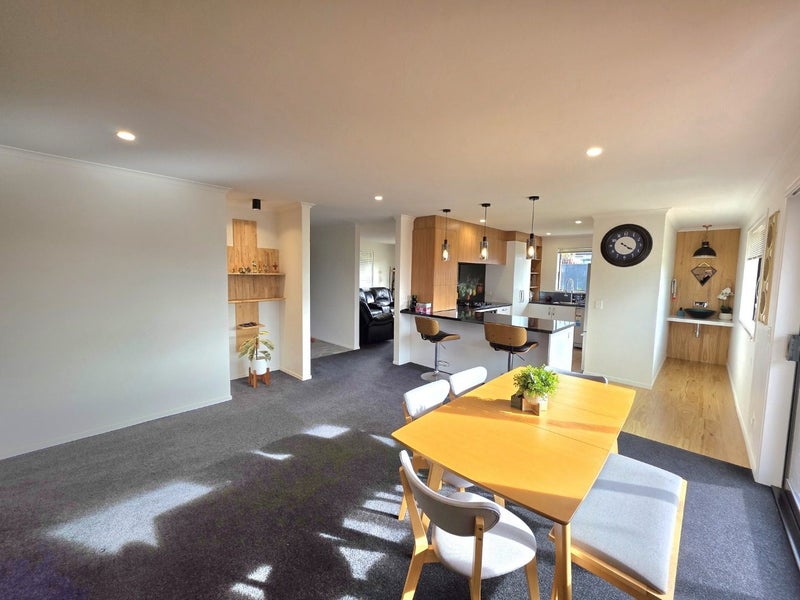 35 Keene Drive, Bell Block, New Plymouth - Carousel 2