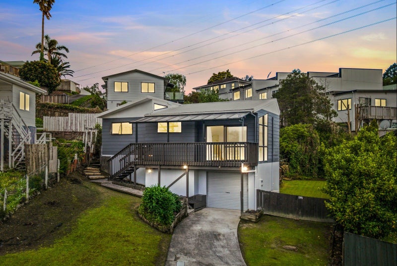 13 Frosses Place, Massey, Auckland - Carousel 2
