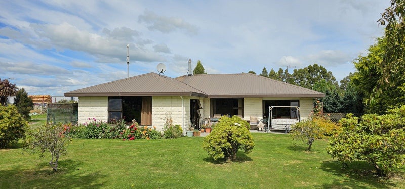 87 Robertson Street, Upper Charlton, Gore - Carousel 2