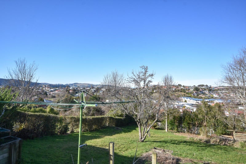 44 Prospect Bank, Wakari, Dunedin - Carousel 12