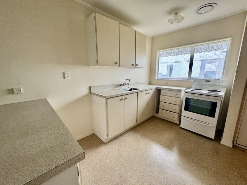 3/12 Fraser Street, Wainuiomata, Lower Hutt - Carousel 2