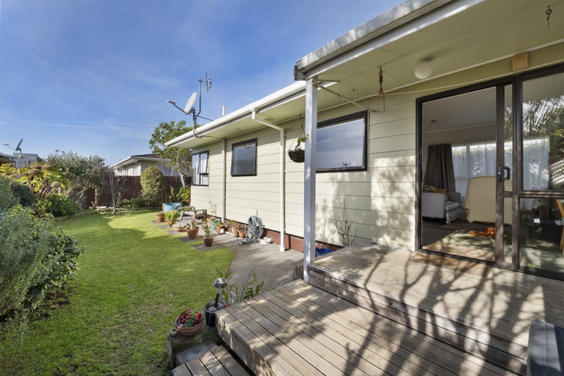 2/7 Rawhiti Street, Vogeltown, New Plymouth - Carousel 1