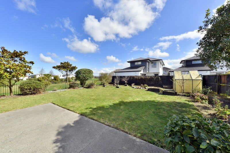 3 Somerville Crescent, Aidanfield, Christchurch - Carousel 15