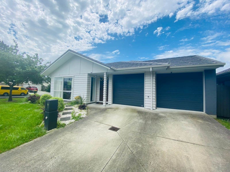 15 Poaka Avenue, Takanini, Auckland - Carousel 1