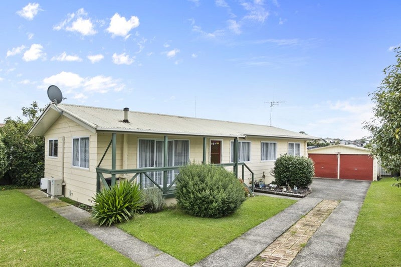 92 Amanda Avenue, Dinsdale, Hamilton - Carousel 1