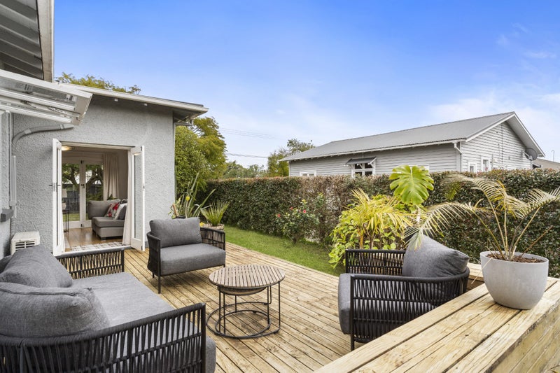 5A Fir Street, Waterview, Auckland - Carousel 2