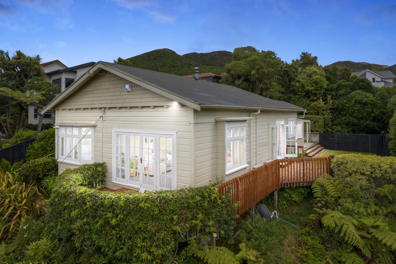 28 Rothsay Road, Ngaio, Wellington - Carousel 1