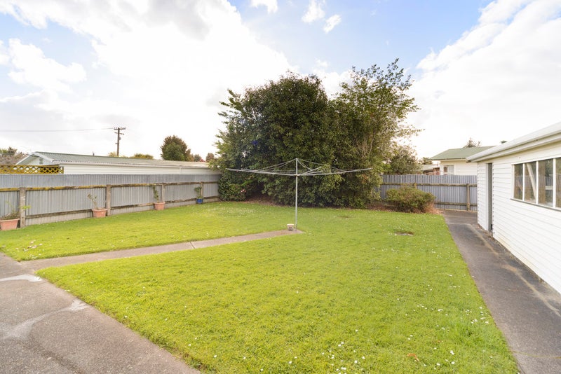 27 Slacks Road, Awapuni, Palmerston North - Carousel 2