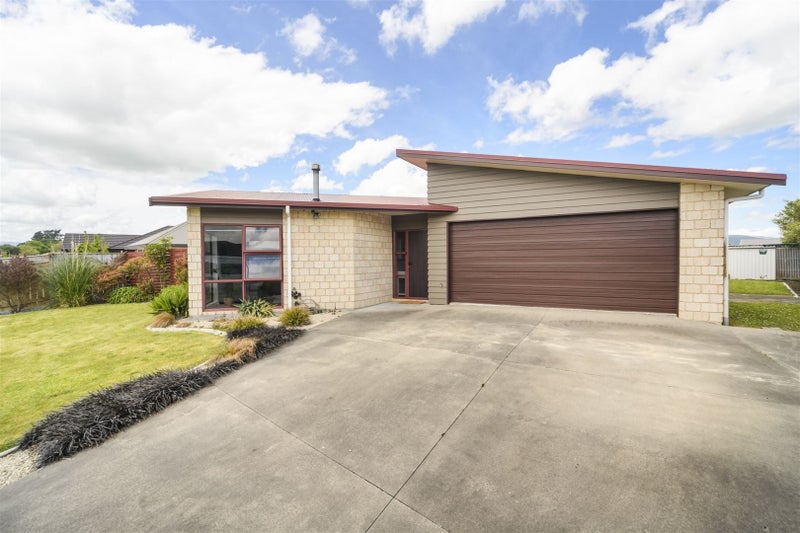 40 Geneva Terrace, Kelvin Grove, Palmerston North - Carousel 1