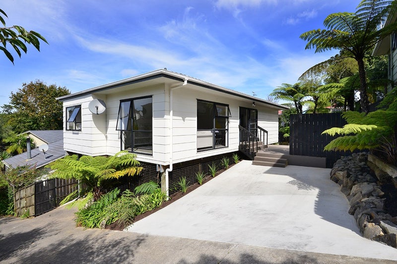 5/20A Lavery Place, Sunnynook, Auckland - Carousel 1