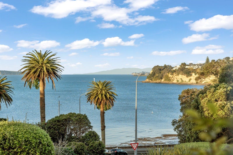 1/4 Hanene Street, St Heliers, Auckland - Carousel 2