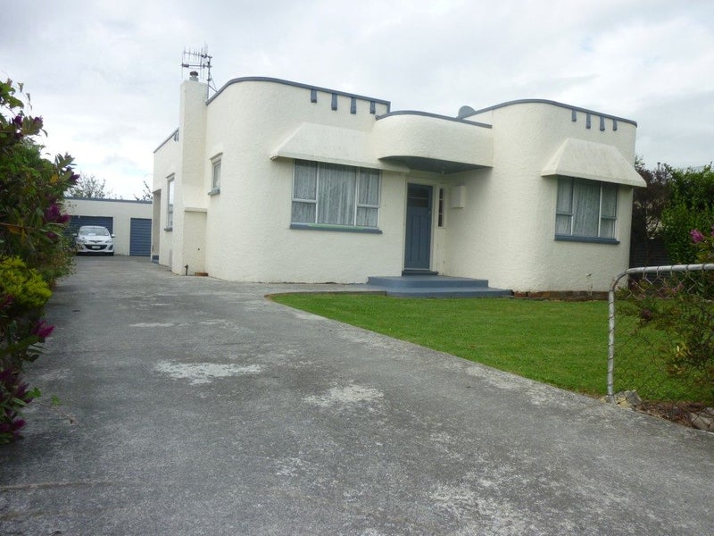 494 Tremaine Avenue, Takaro, Palmerston North - Carousel 12
