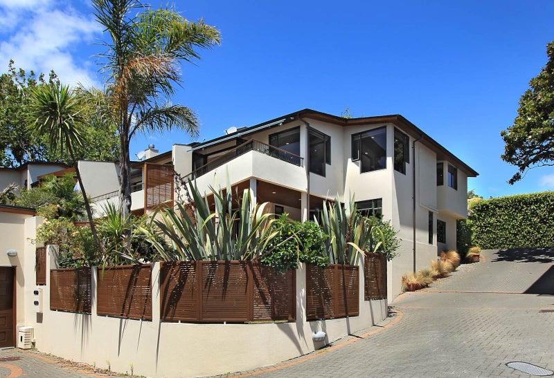 4/22 Curran Street, Herne Bay, Auckland - Carousel 1