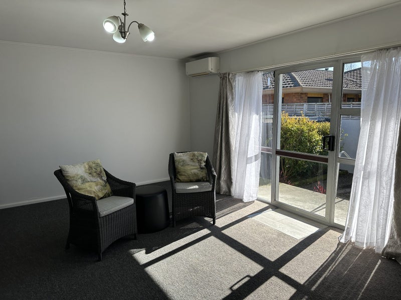 3/142 CHALMERS AVE, Hampstead, ASHBURTON - Carousel 1