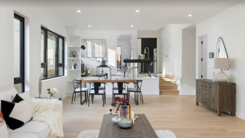 24 Camwell Close, Bucklands Beach, Auckland - Carousel 1