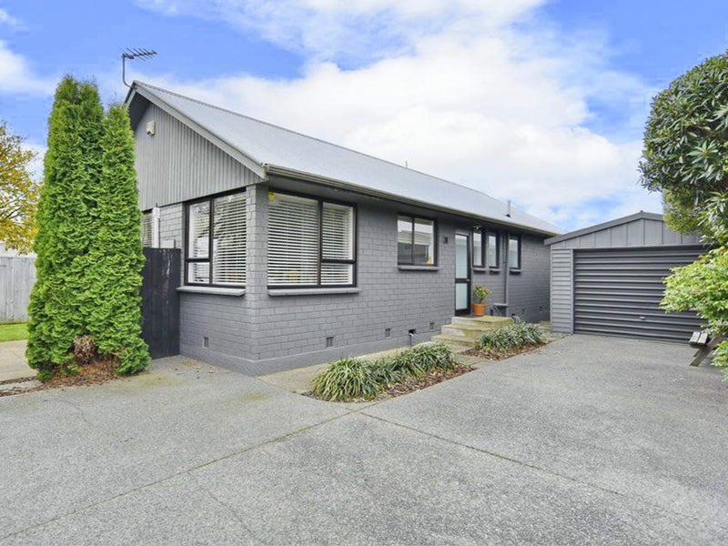 2/18 Wairakei Road, Strowan, Christchurch - Carousel 1