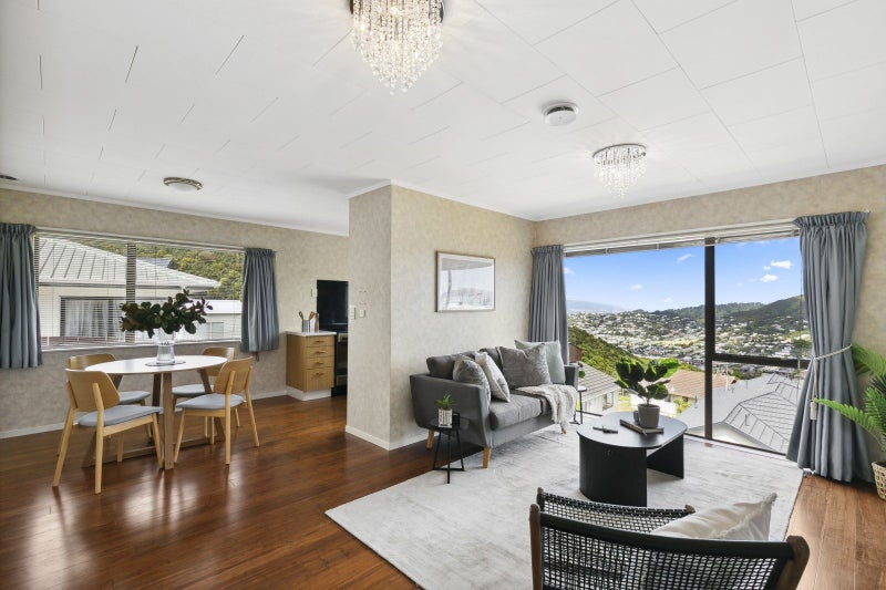2 Stockden Place, Karori, Wellington - Carousel 2