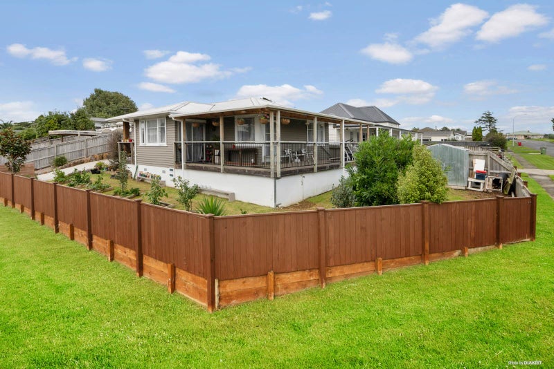 2 Martindale Lane, Tuakau, Tuakau - Carousel 1