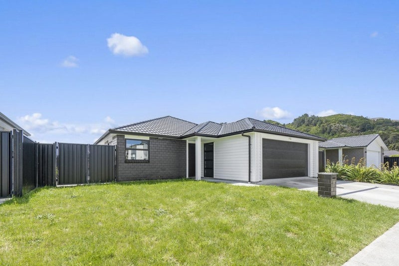 97 Mawai Hakona Drive, Wallaceville, Upper Hutt - Carousel 24