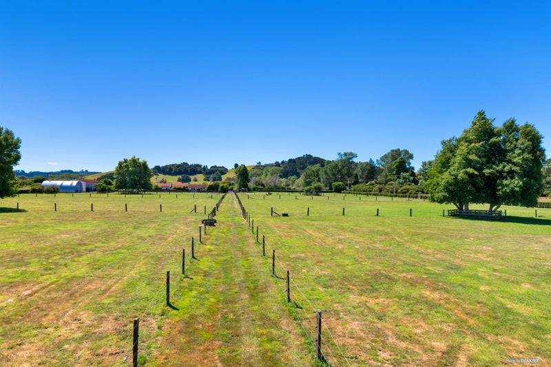 45 Clevedon-Takanini Road, Ardmore, Papakura - Carousel 1