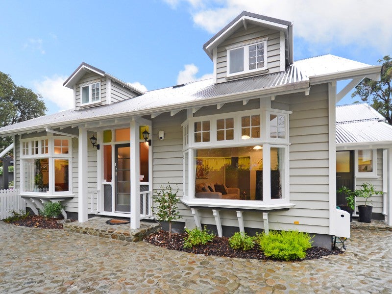 B/10 Parliament Street, Melling, Lower Hutt - Carousel 1