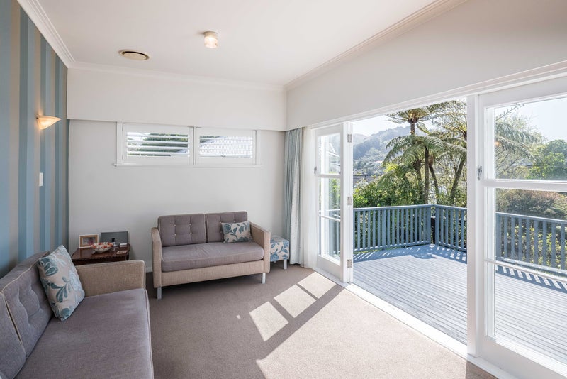 51 Nicholson Road, Khandallah, Wellington - Carousel 2