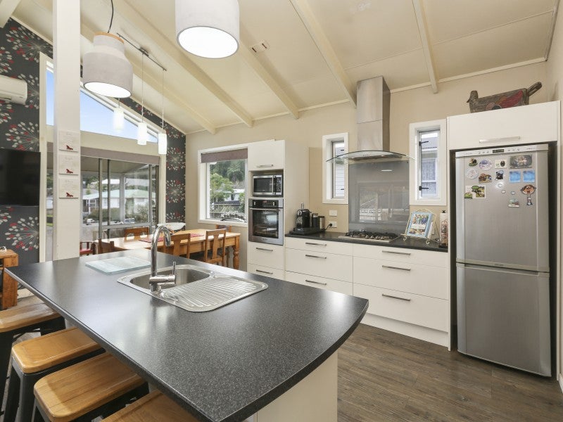 47 Cumberland Street, Merrilands, New Plymouth - Carousel 2