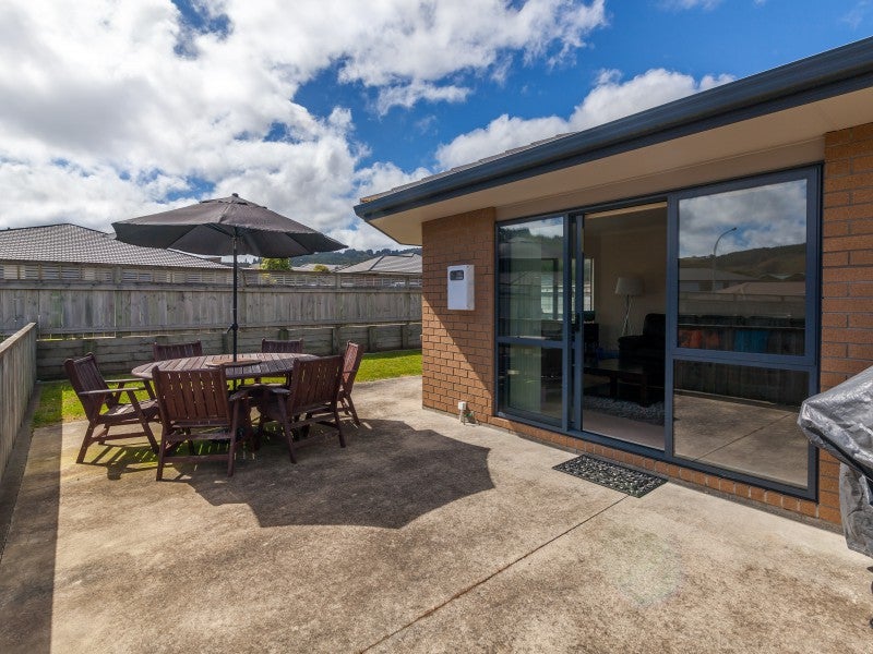 54 Percy Kinsman Crescent, Riverstone Terraces, Upper Hutt - Carousel 20