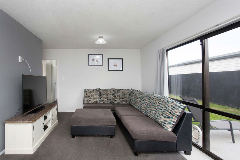 1/64 Bayswater Crescent, Bromley, Christchurch - Carousel 2