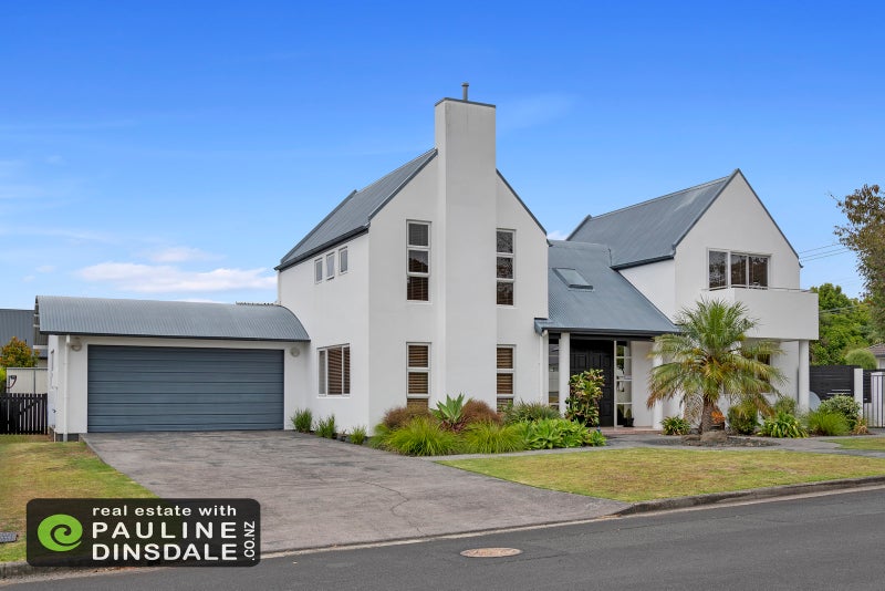 2 Oxford Avenue, Kamo, Whangarei - Carousel 1
