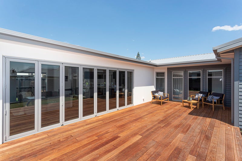 17 Picadilly Avenue, Casebrook, Christchurch - Carousel 26