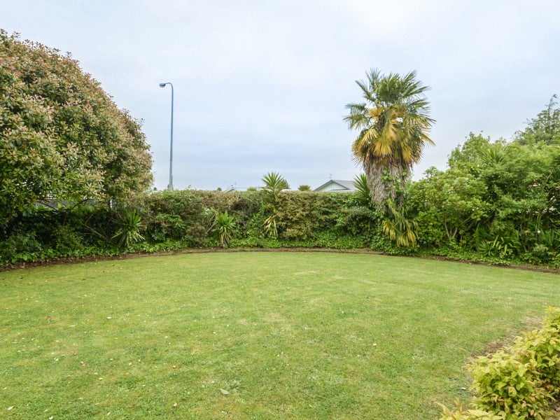 40 Breckons Avenue, Nawton, Hamilton - Carousel 2