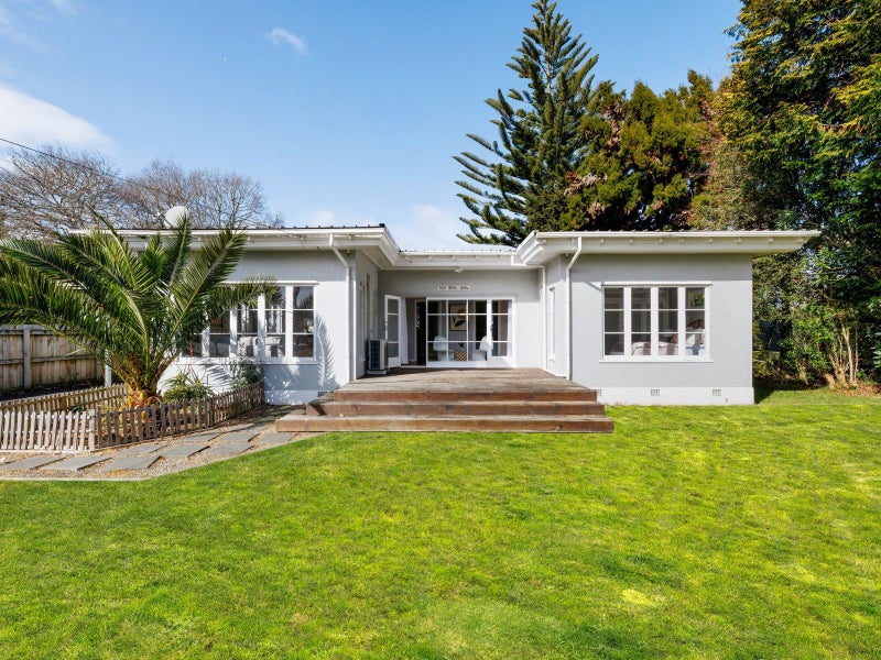 9A Murray Street, Maeroa, Hamilton - Carousel 1