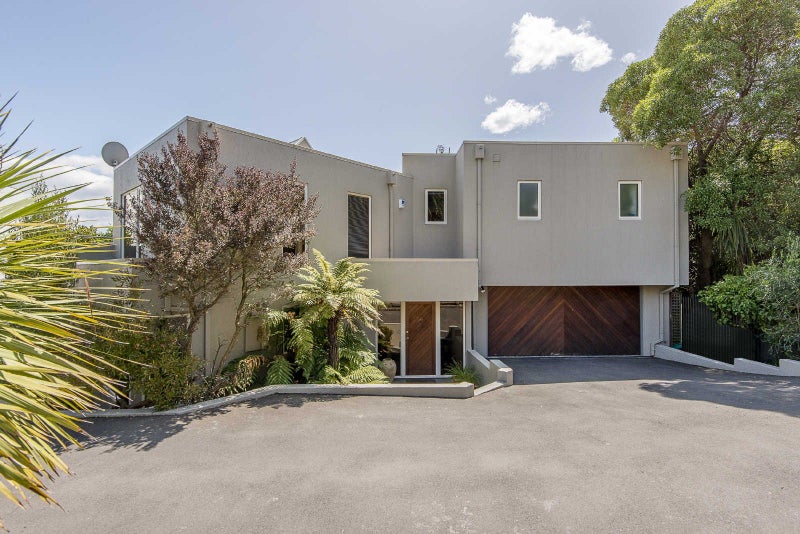 12 Huntsbury Avenue, Huntsbury, Christchurch - Carousel 1