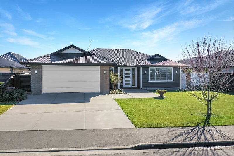 40 Charlesworth Drive, Allenton, Ashburton - Carousel 1