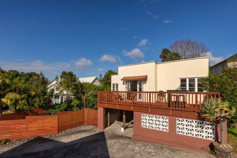 1/33 Methuen Road, Avondale, Auckland - Carousel 2