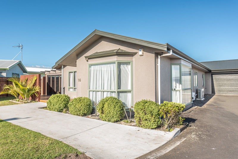 16 Waharua Place, Tawhero, Whanganui - Carousel 2