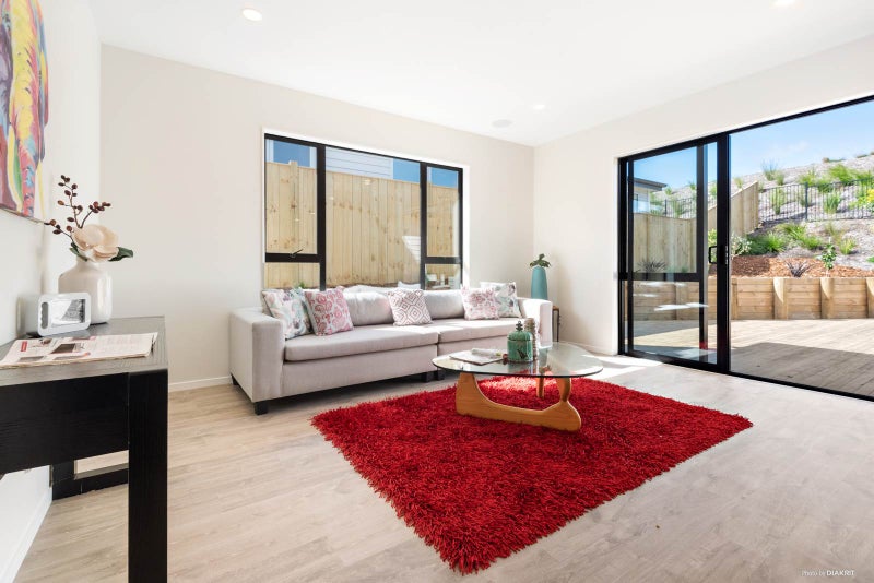 25 Jeroboam Loop, Kumeū - Carousel 2