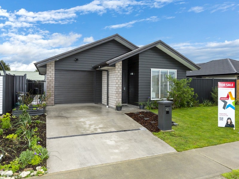 45 Buddle Road, Wallaceville, Upper Hutt - Carousel 1