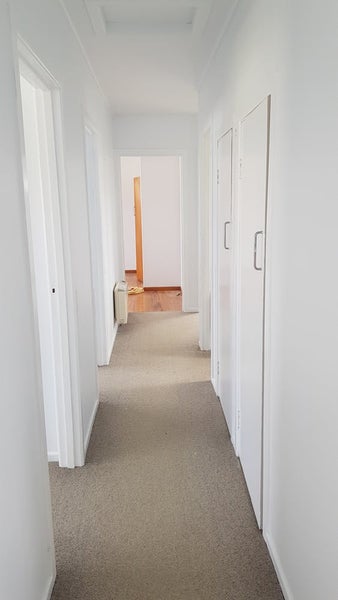 21 La Rosa Street, Green Bay, Auckland - Carousel 2