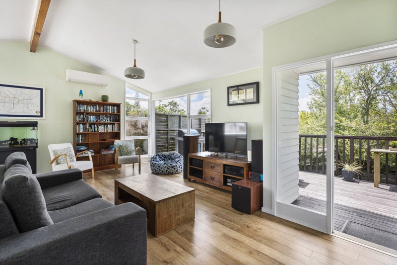 69A Woodglen Road, Glen Eden, Auckland - Carousel 2