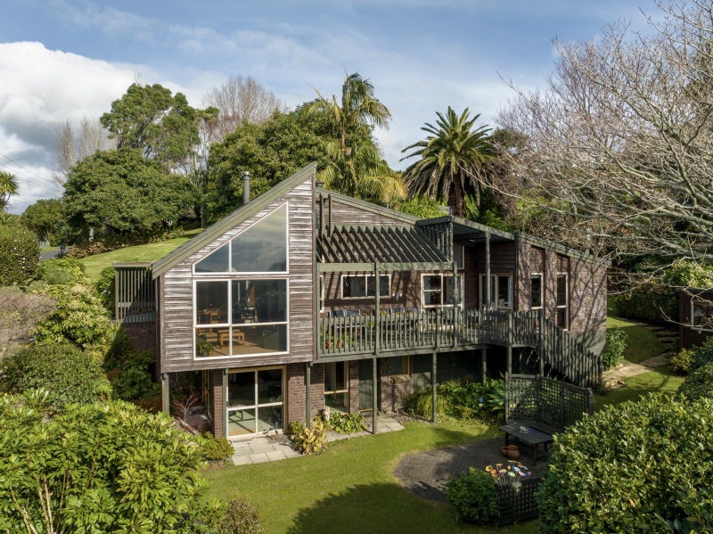279 Waitaha Road, Welcome Bay, Tauranga - Carousel 1
