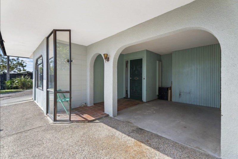 1/64 Island Bay Road, Beach Haven, Auckland - Carousel 2